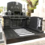 北九州市営十三塚霊園に、カーサメモリアを参考にした素敵なデザイン墓石が完成！